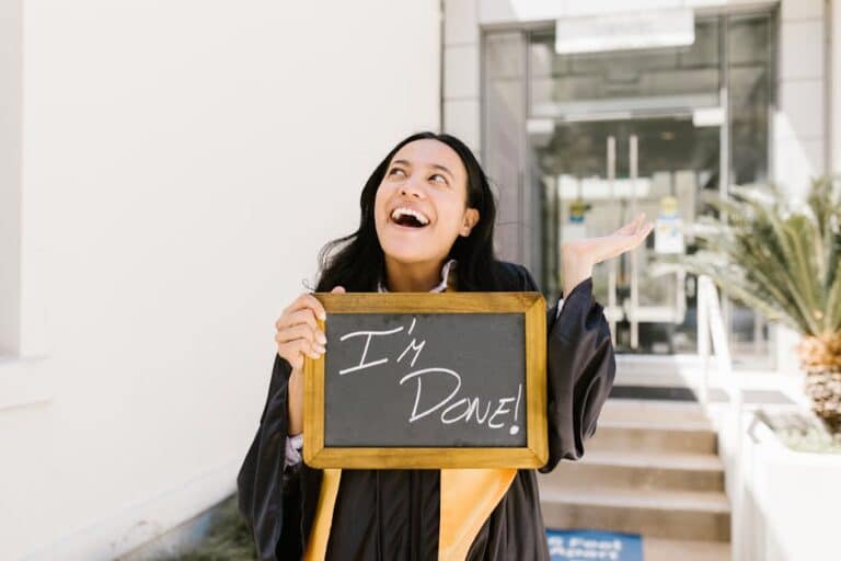 should i pay off student loan